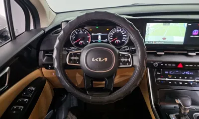 Kia Canival 2023, 74404 км, за 16195.15 USD - фото 13