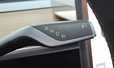 Tesla Model Y 2025, 8527 км, за 28817.12 USD - фото 9