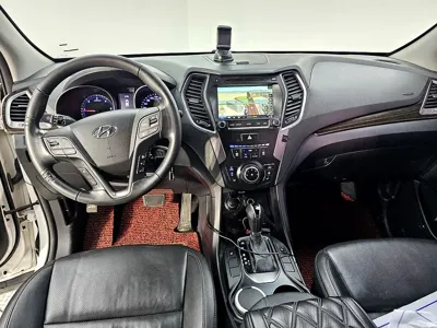 Hyundai Santafe 2013, 164000 км, за 3761.24 USD