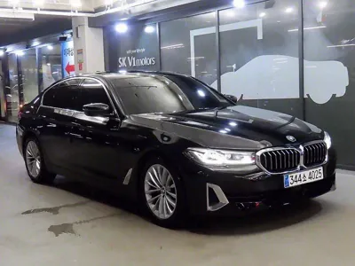 BMW 5-Series · 2021 год