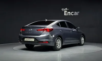 Hyundai Avante 2020, 39305 км, за 10439.38 USD