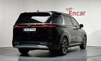 Kia Canival 2021, 100103 км, за 16345.02 USD