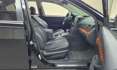 Subaru Legacy 2011, 175705 км, за 3437.34 USD - фото 11