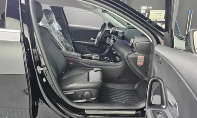 Mercedes-Benz A-Class 2020, 67293 км, за 16082.45 USD - фото 12