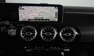 Mercedes-Benz A-Class 2020, 67293 км, за 16082.45 USD - фото 17