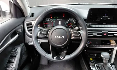Kia Seltos 2023, 50463 км, за 12221.28 USD - фото 12