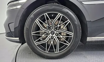 Genesis G90 2022, 72075 км, за 38997.58 USD