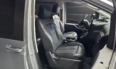 Hyundai Staria 2022, 99355 км, за 13986.48 USD - фото 26