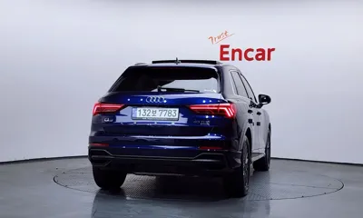 Audi Q3 2024, 5355 км, за 25081.45 USD
