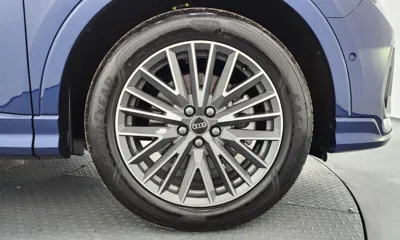 Audi Q3 2024, 5355 км, за 25081.45 USD