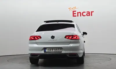 Volkswagen Passat 2022, 67460 км, за 17395.3 USD