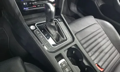 Volkswagen Passat 2022, 67460 км, за 17395.3 USD - фото 9