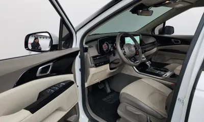 Kia Canival 2023, 60764 км, за 16224.38 USD - фото 10