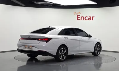 Hyundai Avante 2023, 56938 км, за 11809.11 USD