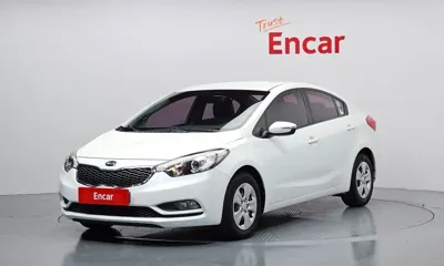 Kia K3 · 2015 год