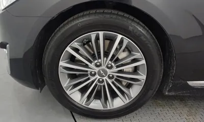Genesis EQ900 2018, 177386 км, за 10358.31 USD