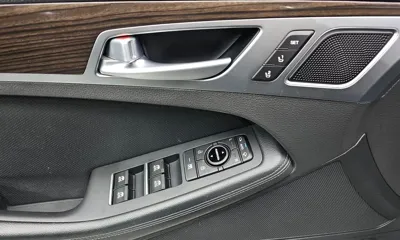 Genesis G80 2019, 139789 км, за 10706.77 USD - фото 12