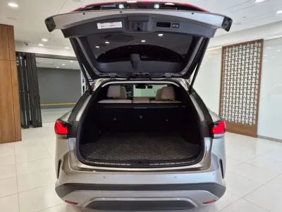 Lexus RX 2024, 6474 км, за 57509.29 USD - фото 7