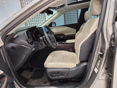 Lexus RX 2024, 6474 км, за 57509.29 USD - фото 11