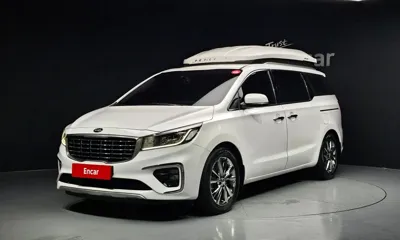 Kia Canival · 2019 год