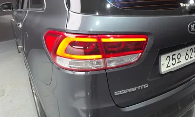 Kia Sorento 2015, 134518 км, за 13128.53 USD - фото 23