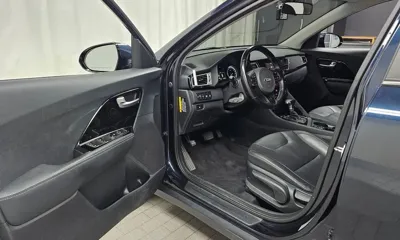 Kia Niro 2018, 185117 км, за 6188.93 USD - фото 10