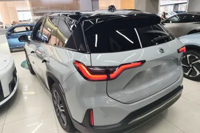 Nio ES6 2019, 65100 км, за 21588 USD