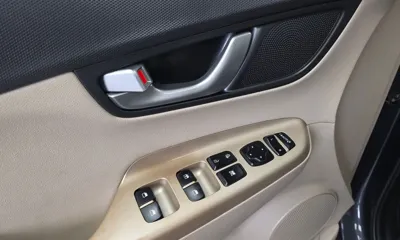 Hyundai Kona 2018, 162156 км, за 6236.05 USD - фото 29