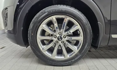 Kia Sorento 2016, 159912 км, за 7475.78 USD