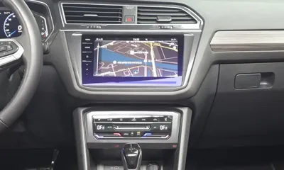 Volkswagen Tiguan 2024, 24718 км, за 21814.15 USD - фото 29