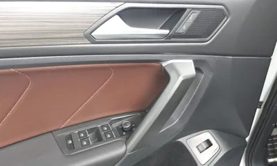 Volkswagen Tiguan 2024, 24718 км, за 21814.15 USD - фото 31