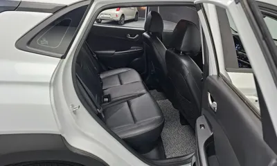 Hyundai Kona 2018, 88729 км, за 9124.33 USD - фото 11