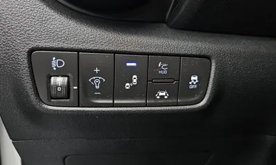 Hyundai Kona 2018, 88729 км, за 9124.33 USD - фото 14