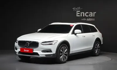 Volvo V90 · 2021 год