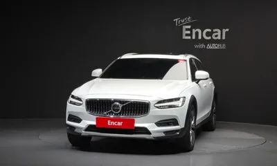 Volvo V90 2021, 68073 км, за 23231.76 USD