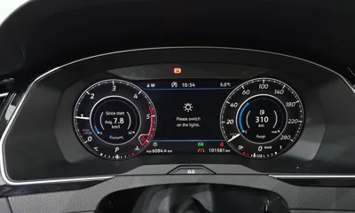 Volkswagen Arteon 2018, 101581 км, за 13128.53 USD - фото 8