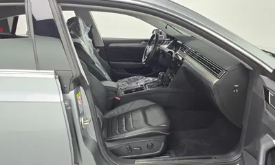 Volkswagen Arteon 2018, 101581 км, за 13128.53 USD - фото 11
