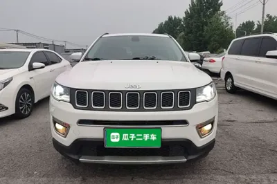 Jeep Compass 2017, 89800 км, за 6602 USD - фото 2