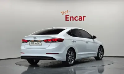 Hyundai Avante 2018, 60638 км, за 7220.69 USD