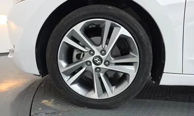 Hyundai Avante 2018, 60638 км, за 7220.69 USD