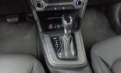 Hyundai Avante 2018, 60638 км, за 7220.69 USD - фото 9