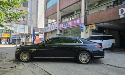 Genesis G90 · 2021 год