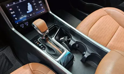 KG_Mobility_Ssangyong Torres 2023, 49766 км, за 14441.38 USD - фото 9