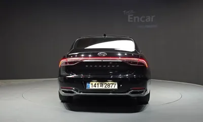 Hyundai Grandeur 2020, 98410 км, за 12555.31 USD