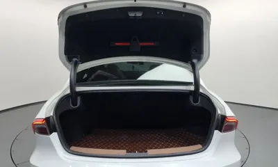 Hyundai Grandeur 2020, 90887 км, за 16381.71 USD - фото 20