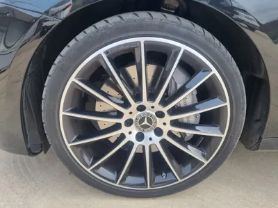 Mercedes-Benz E-Class 2023, 58000 км, за 34695.2 USD