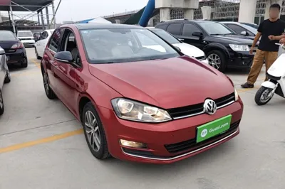 Volkswagen Golf 2017, 92400 км, за 7610 USD