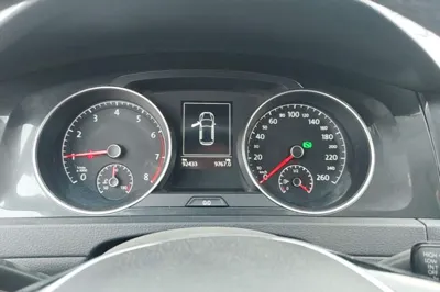 Volkswagen Golf 2017, 92400 км, за 7610 USD - фото 14