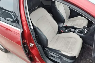 Volkswagen Golf 2017, 92400 км, за 7610 USD - фото 19