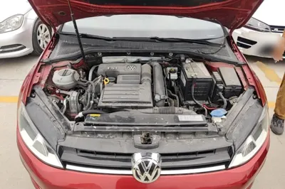 Volkswagen Golf 2017, 92400 км, за 7610 USD - фото 24